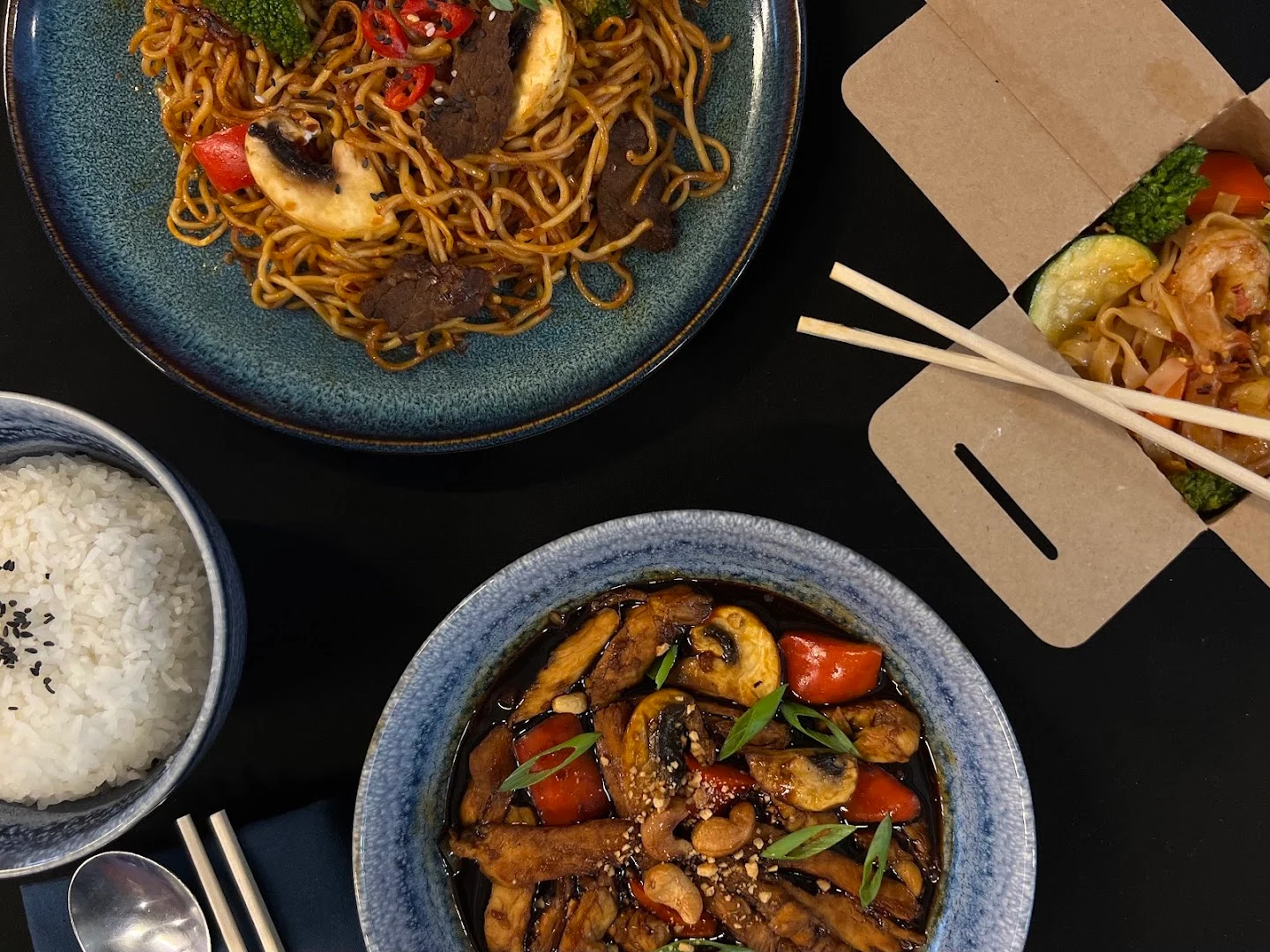 Wok N' Roll · Photos 1